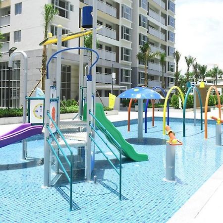 Apartments At Scenic Valley Ho Chi Minh City Exterior photo